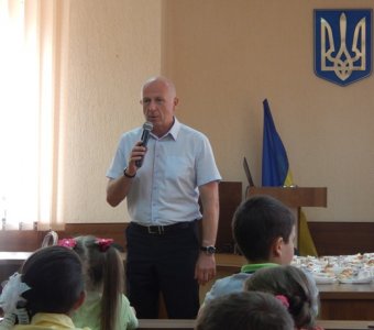 В Одессе поздравили будущих первоклассников из малообеспеченных семей (фото)