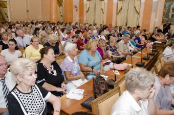 Лучшие учителя города отмечены почетными знаками городского головы (фото)