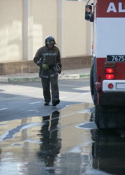 Пожар в Аркадии потушен: Двое спасателей пострадали (фото, видео)