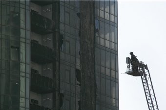 Пожар в Аркадии потушен: Двое спасателей пострадали (фото, видео)