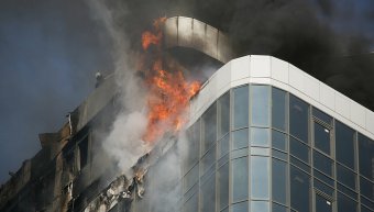 Пожар в Аркадии потушен: Двое спасателей пострадали (фото, видео)