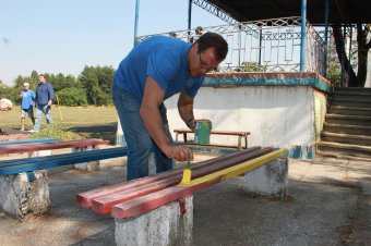 На Бугаевке прошел субботник (фото)