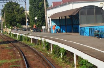 Первый вице-мэр Одессы проверил санитарное состояние железнодорожных въездов в город (фото)