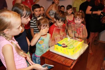 В обществе детей с ограниченными физическими возможностями Суворовского района прошла акция «Здравствуй, школа!» (фото)