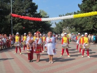 Жители Приморского района отпраздновали День города (фото)