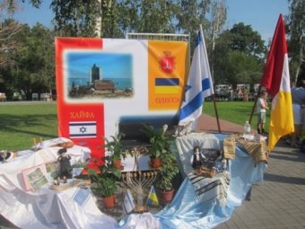 Жители Приморского района отпраздновали День города (фото)