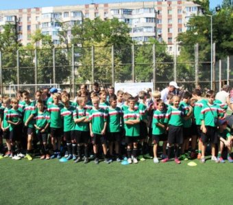 В Одессе наградили участников Второго летнего кубка Суворовского района по футболу (фото)