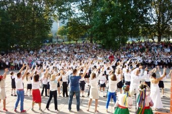 Единству Украины были посвящены первые уроки во всех школах Одессы (фото)