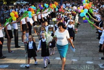 Единству Украины были посвящены первые уроки во всех школах Одессы (фото)