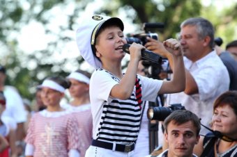С днем рождения Одесса: На Думской площади торжественно поднят Флаг города (фото)