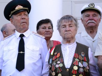 С днем рождения Одесса: На Думской площади торжественно поднят Флаг города (фото)