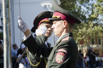 Торжественная церемония поднятия флага Одессы