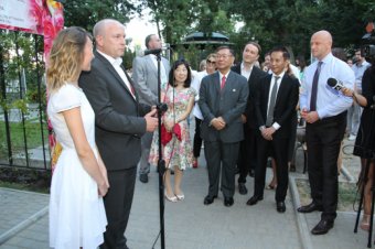 В Одессе заложили Аллею символов городов-побратимов (фото)