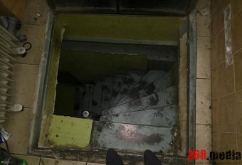 Вьетнамцы – нелегалы шили одежду в подвале кафе в центре города