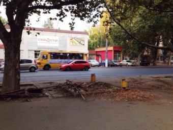 Одесские власти отчитываются о демонтаже незаконных торговых ларьков (фото)