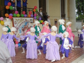 «Мы родом из Одессы, мы родом из Дворца…»