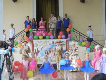 «Мы родом из Одессы, мы родом из Дворца…»