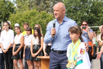 Мы верим твердо в героев спорта!