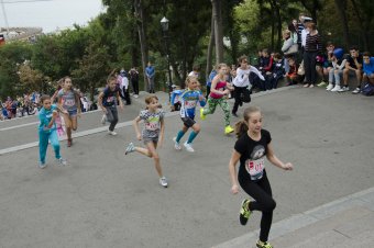 В забеге по Потемкинской лестнице приняли участие 500 одесситов