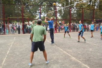 Открытие спортплощадки одесской школы №81 после реконструкции (фото)