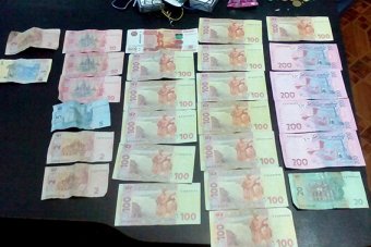 Котовские милиционеры «накрыли» валютных «менял» (фото)