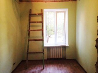 Одесские власти отчитываются о ходе капремонта Центра матери и ребенка (фото)