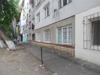 Жильцы общежития на Героев Сталинграда, 78 борются за право узаконить жилплощадь