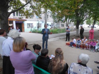 Жильцы общежития на Героев Сталинграда, 78 борются за право узаконить жилплощадь