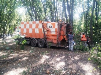 В одесских парках проведены масштабные мероприятия по уборке территорий