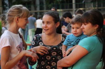 В Киевском районе открылся  мультифункциональный спорткомплекс (фото)