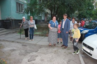 Дворы на Вильямса приводят в порядок (фото)