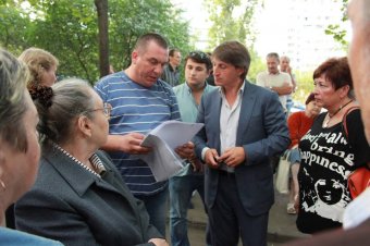 Дворы на Вильямса приводят в порядок (фото)