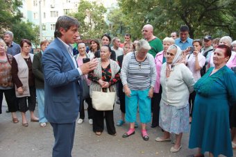 Дворы на Вильямса приводят в порядок (фото)