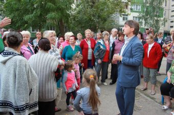 Дворы на Вильямса приводят в порядок (фото)