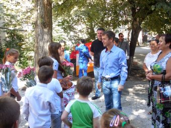 Уютная Одесса: На Фонтанской дороге после капремонта открылся ещё один двор (фото)
