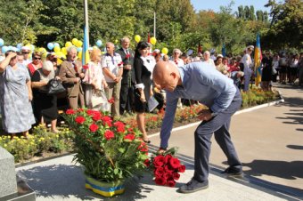 Памяти героев той войны: В Одессе появилась скульптурная композиция "Партизанская слава" (фото) 
