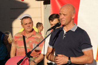 Благоустройство Адмиральского проспекта продолжается (фото)