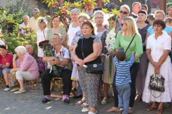 Благоустройство Адмиральского проспекта продолжается (фото)