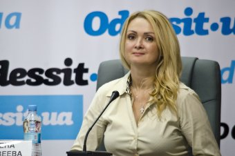 Как найти удаленную или временную работу маме с ребенком?