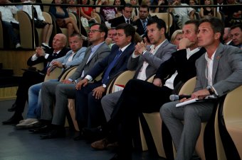 "Доверяй делам": Мы - за Геннадия Труханова!