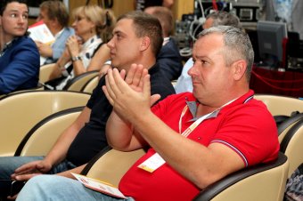 "Доверяй делам": Мы - за Геннадия Труханова!