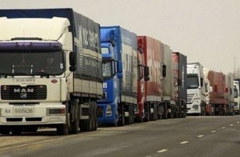 Пересыпь страдает от большегрузного транспорта