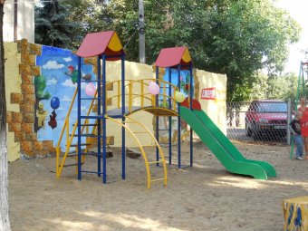 В Чубаевском микрорайоне появилась современная детская площадка (фото)