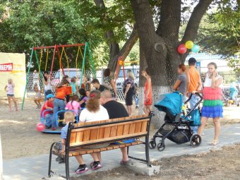В Чубаевском микрорайоне появилась современная детская площадка (фото)