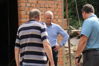В Одессе продолжается строительство эллинга для занятий греблей на каноэ и байдарках (фото)