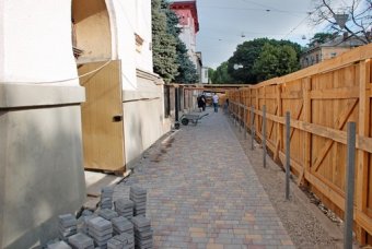 Продолжается капитальный ремонт Одесской детской поликлиники №7 (фото)