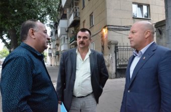 В Одессе уже завершены работы по остеклению окон в 47 квартирах, которые пострадали в результате взрыва