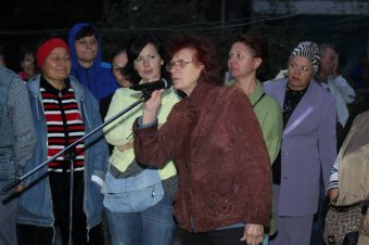 На ул. Ильфа и Петрова ведутся работы по ремонту межквартальных проездов (фото)