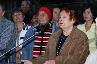 На ул. Ильфа и Петрова ведутся работы по ремонту межквартальных проездов (фото)