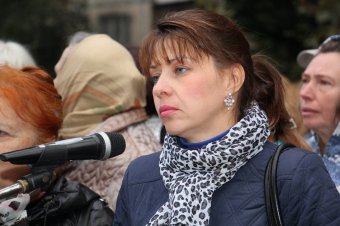 На улицах Глушко  и Ильфа и Петрова проводятся работы по благоустройству дворов (фото)